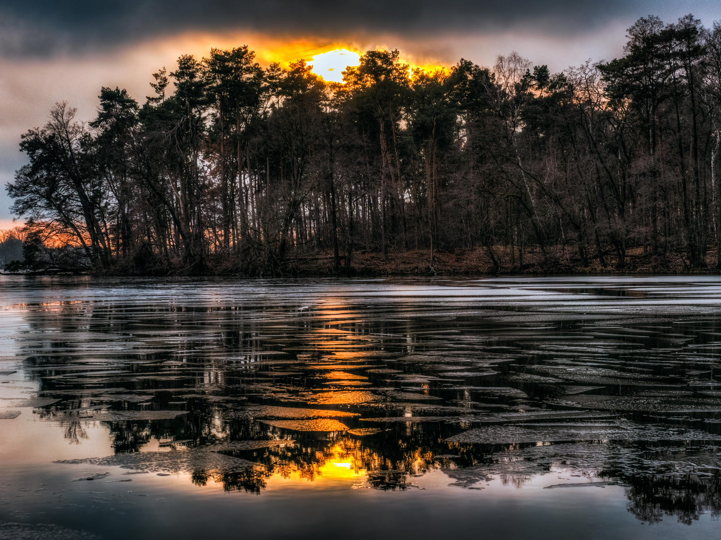 Sonnenuntergang an der Grossen Krampe 