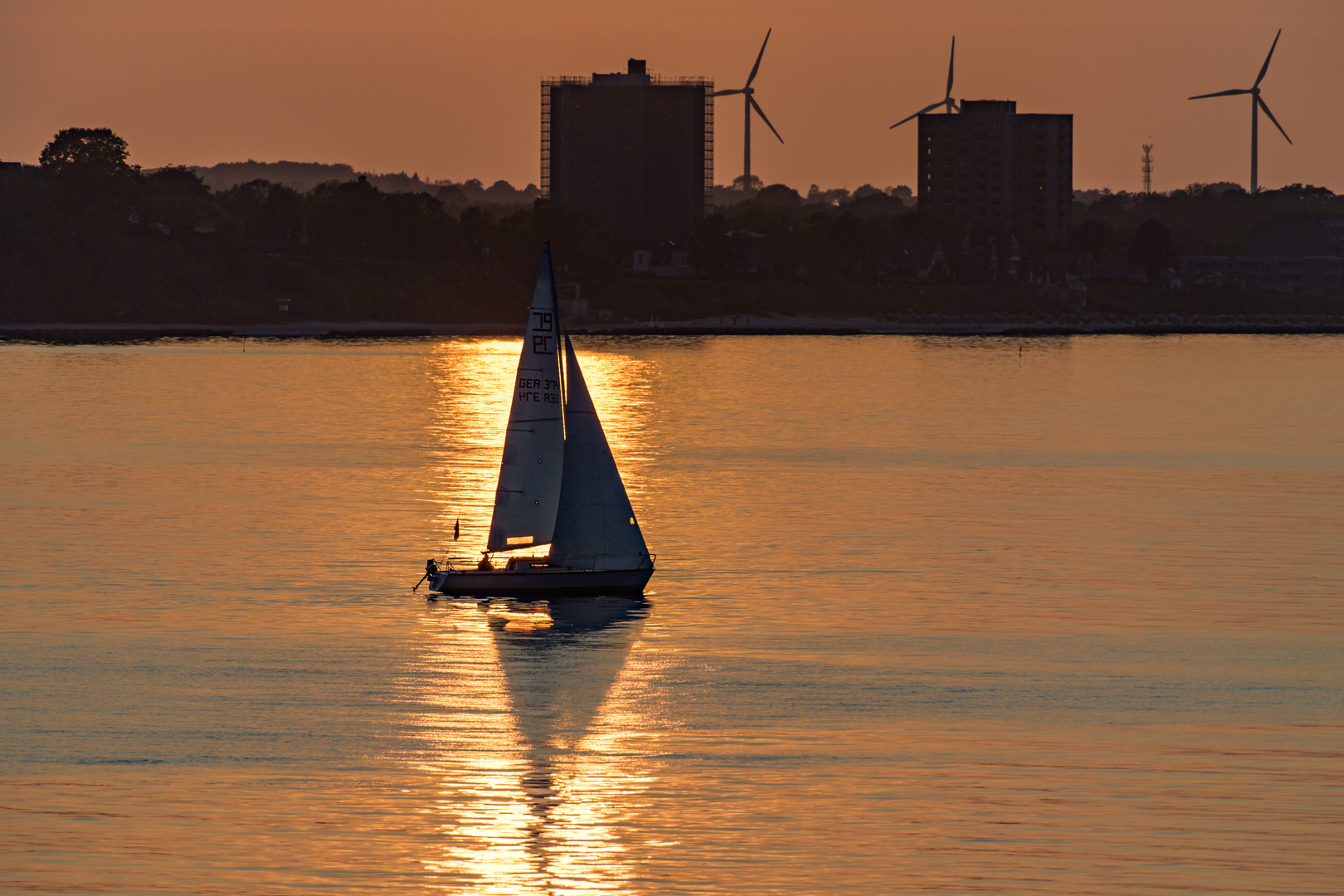 Sonnenuntergang an der Kieler Förde