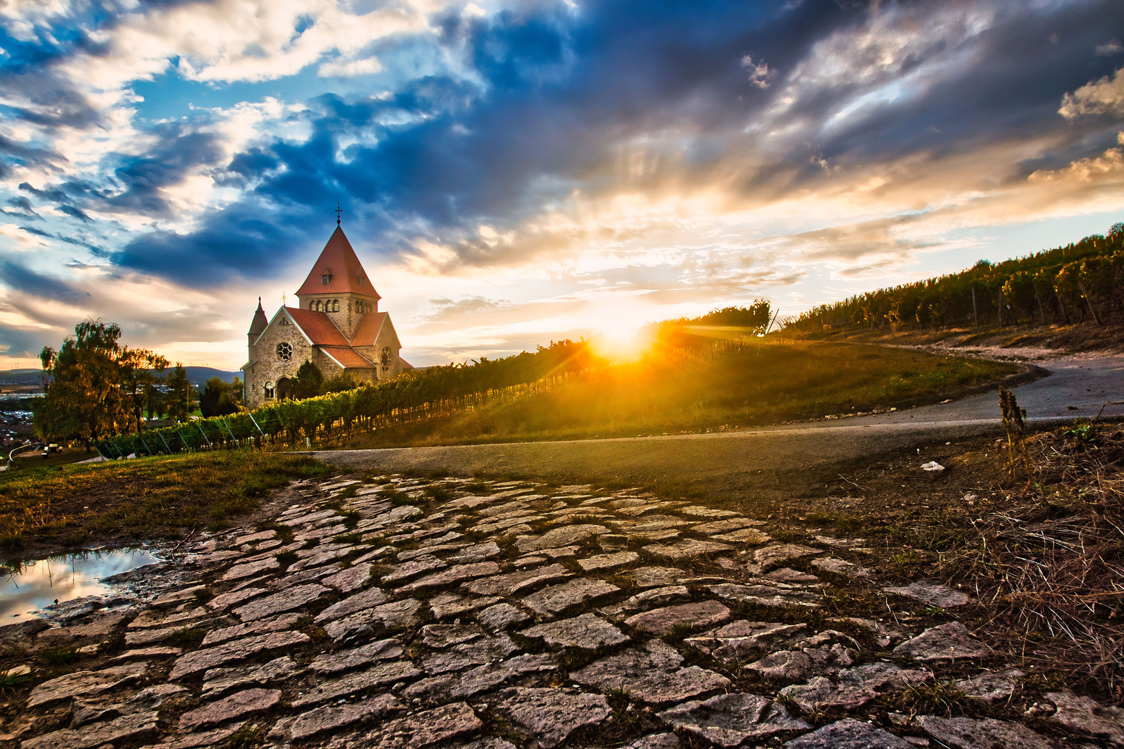 Sonnenuntergang an der Kreuzkapelle