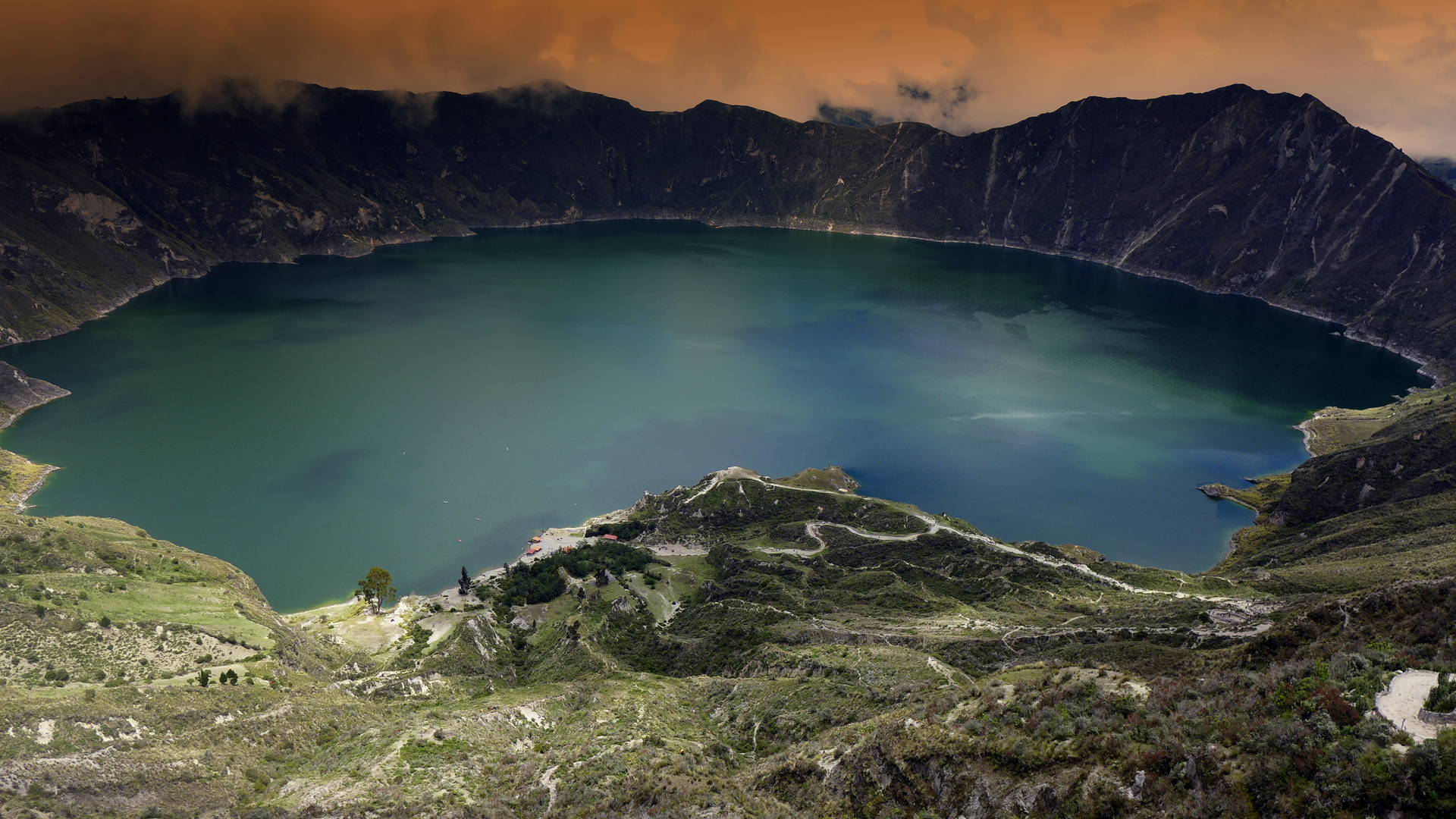 Sonnenuntergang an der Laguna Quilotoa