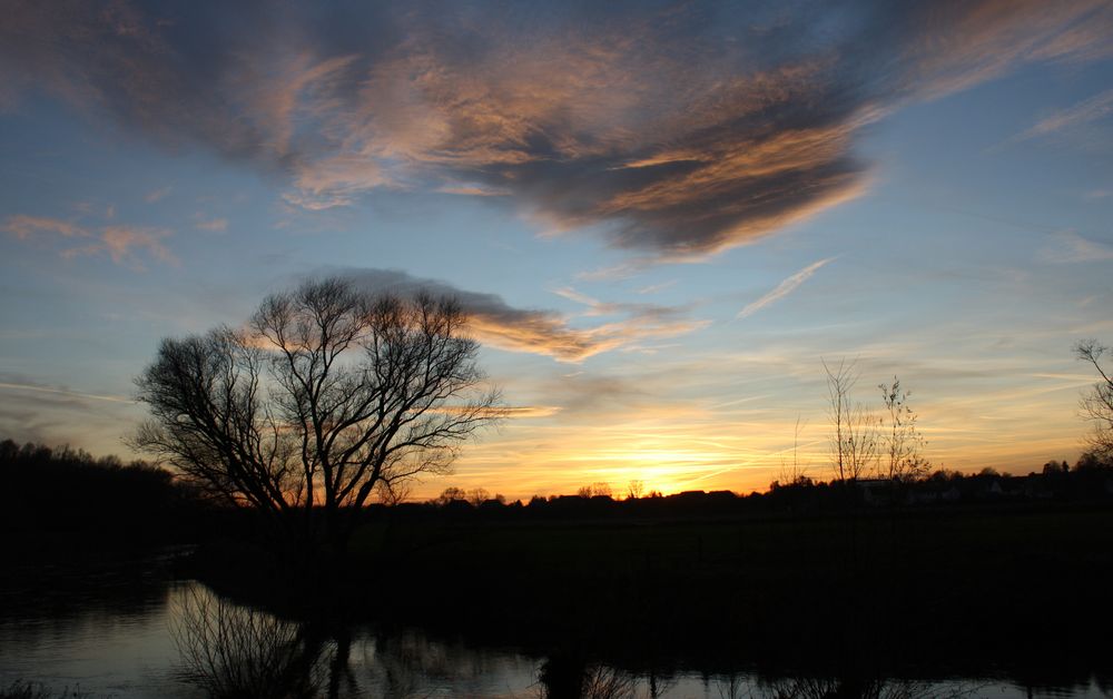 Sonnenuntergang an der Leine bei Koldingen