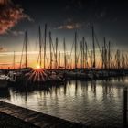 Sonnenuntergang an der Marina Wendtorf in der nähe von Kiel