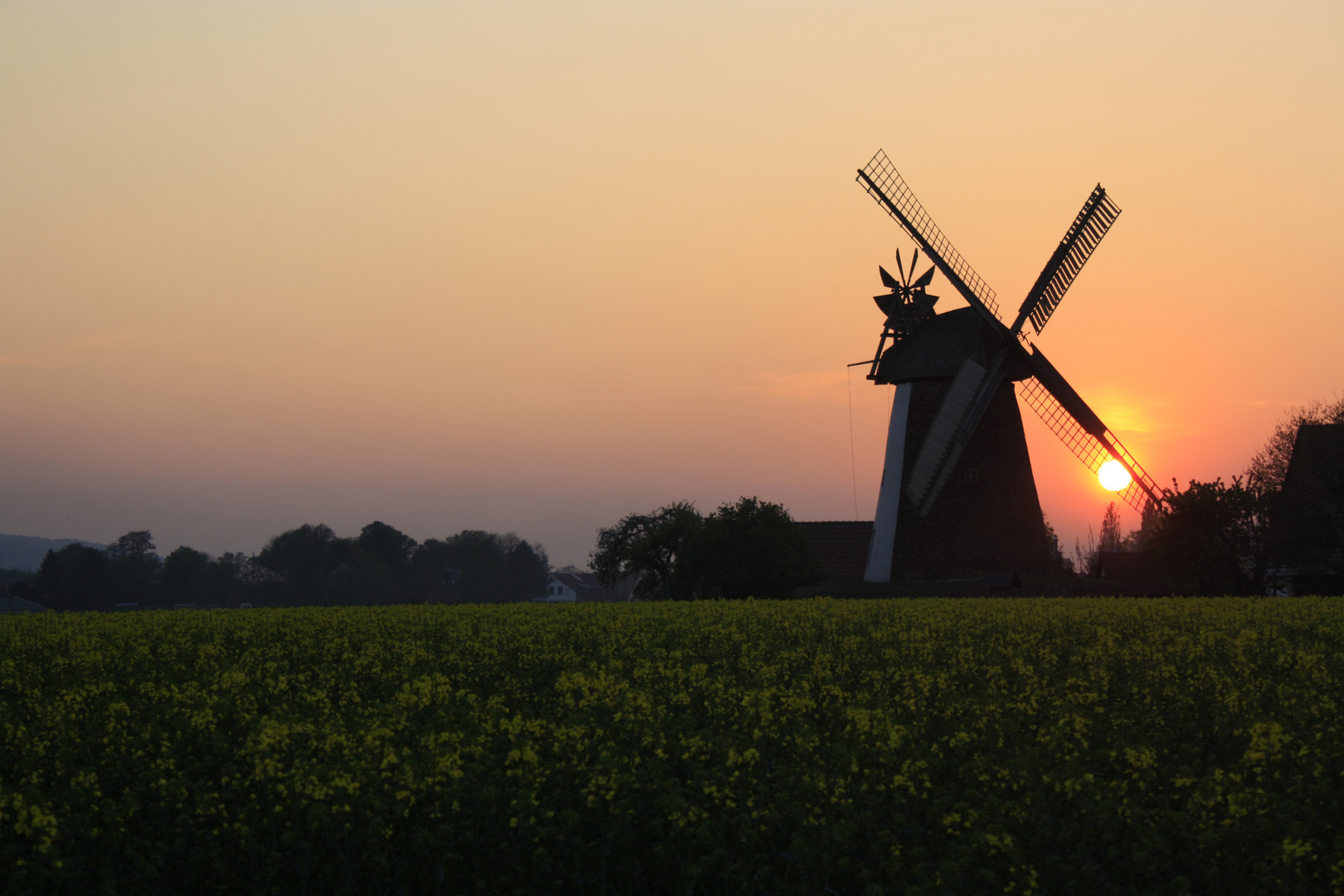 Sonnenuntergang an der Mühle in Eickhorst