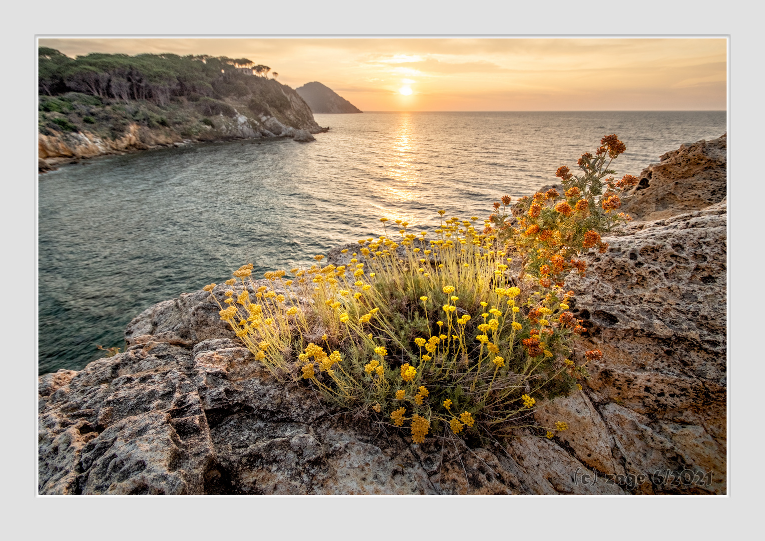 Sonnenuntergang an der Nordküste der Insel Elba