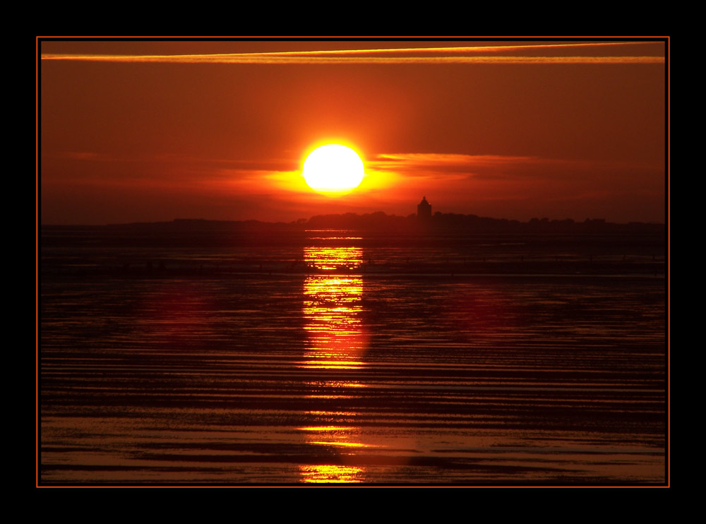 * * * Sonnenuntergang an der Nordsee * * *