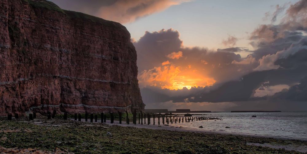 Sonnenuntergang an der Nordwestküste von Helgoland