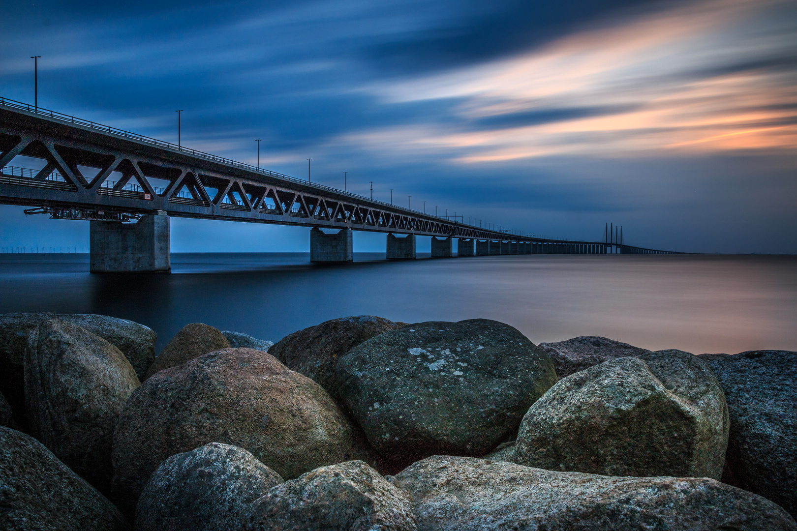 Sonnenuntergang an der Öresundbrücke ...