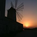 Sonnenuntergang an der Saline