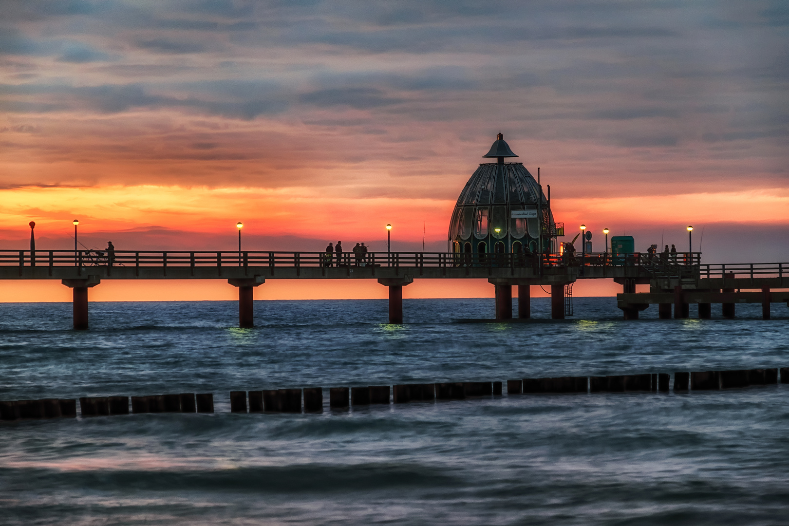 Sonnenuntergang an der Seebrücke