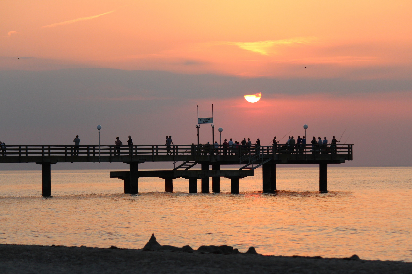 Sonnenuntergang an der Seebrücke in Rerik 