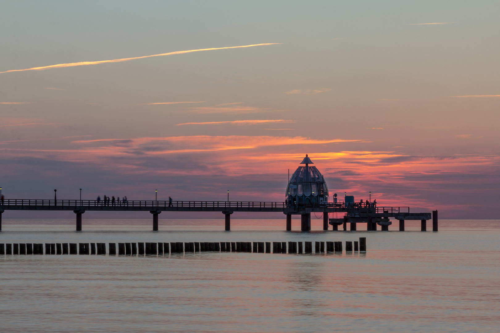 Sonnenuntergang an der Seebrücke Zingst