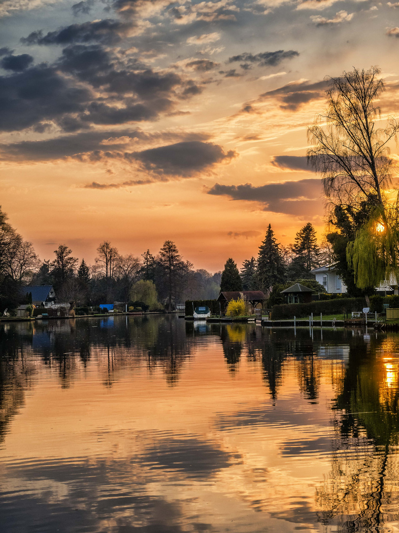 Sonnenuntergang an der Spree in Rahnsdorf