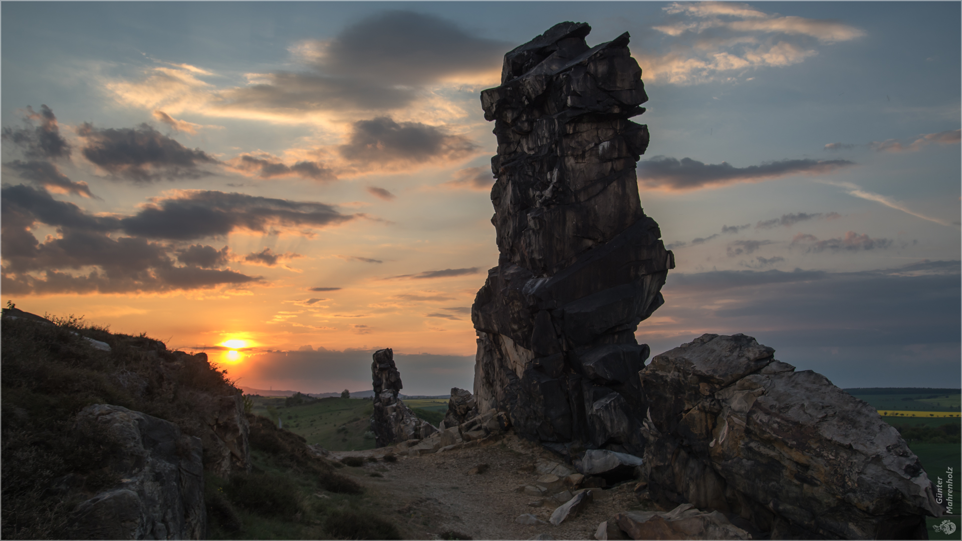 Sonnenuntergang an der Teufelsmauer