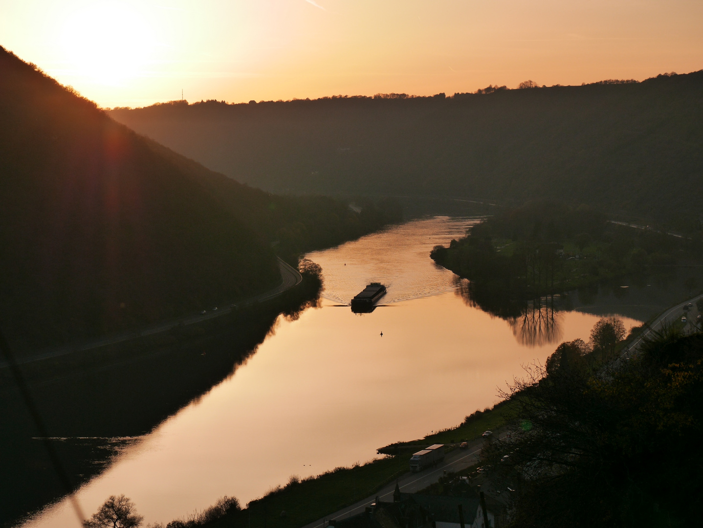 Sonnenuntergang an der Untermosel