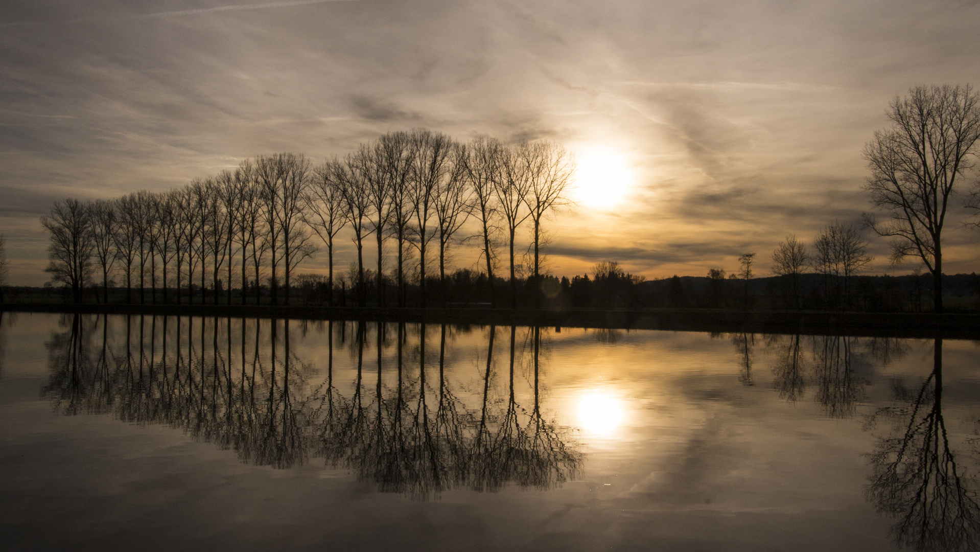 Sonnenuntergang an der Wertach