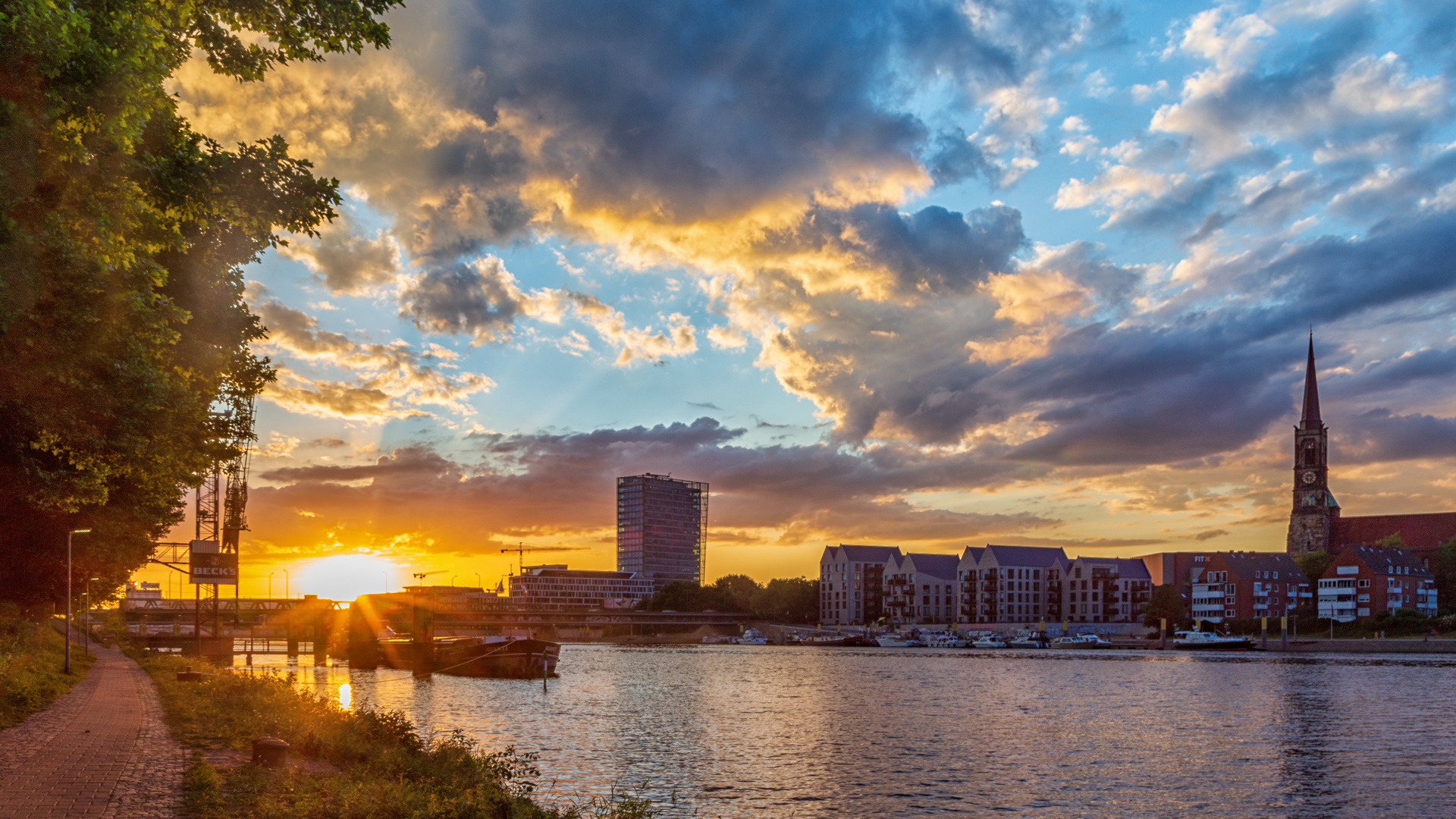 Sonnenuntergang an der Weser