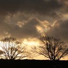 sonnenuntergang an einem schönen herbsttag