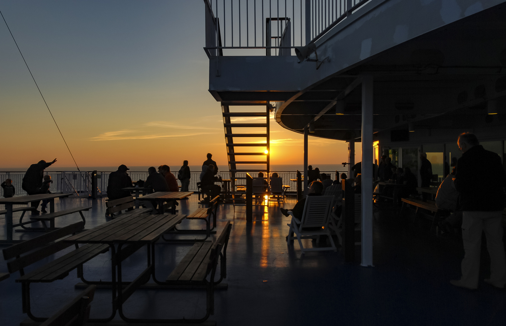 Sonnenuntergang an Oberdeck