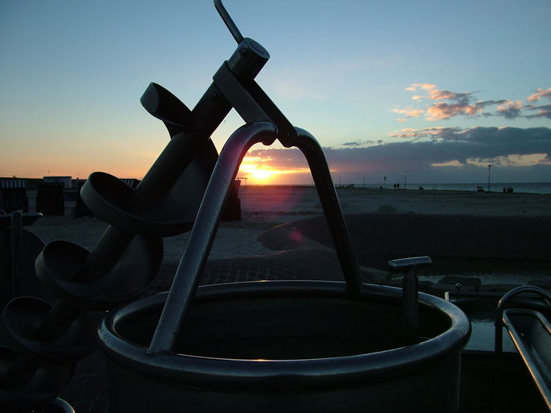 Sonnenuntergang aud Spielplatz