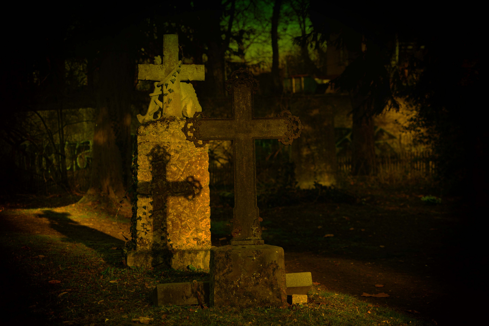 Sonnenuntergang auf dem Bergfriedhof