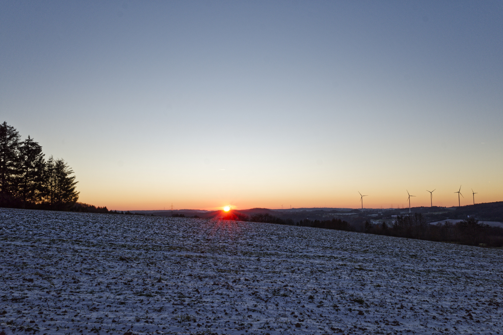 Sonnenuntergang auf dem Hangarder Flur (Saarland)