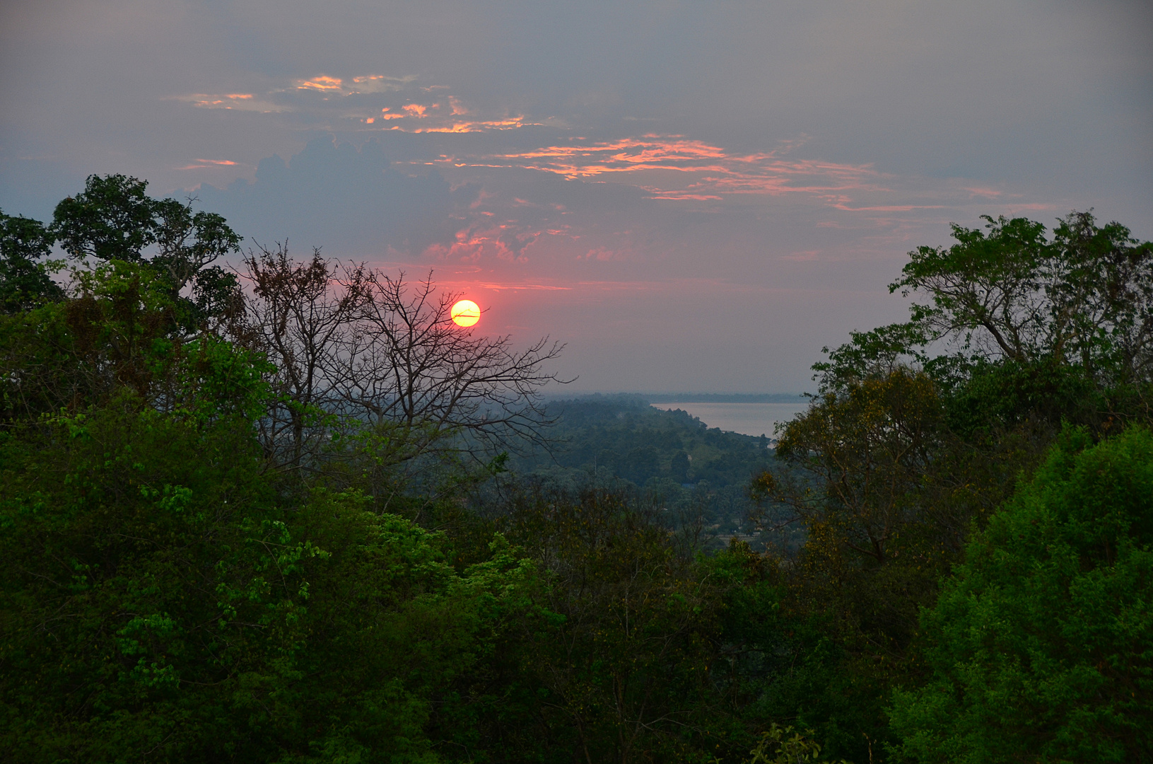 Sonnenuntergang auf dem Phnom Bakheng. Siem Reap. Cambodia