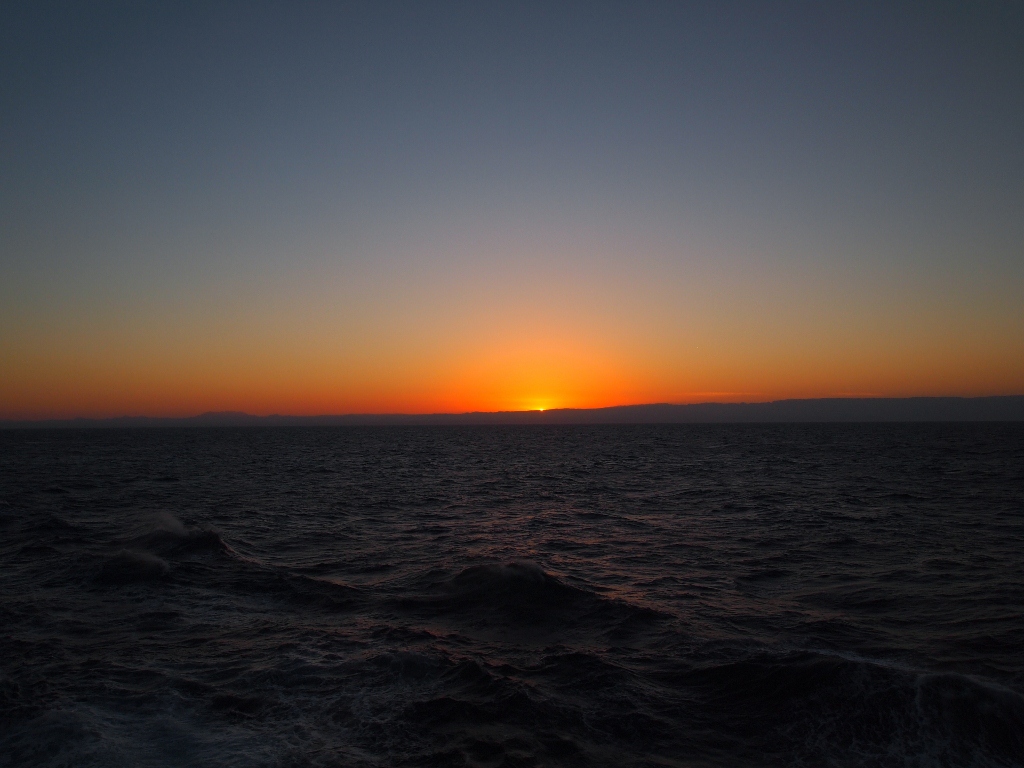 Sonnenuntergang auf dem Roten Meer