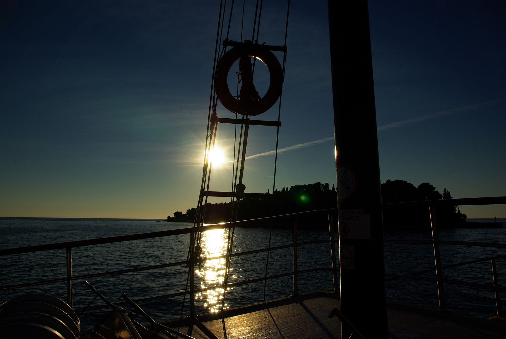 Sonnenuntergang auf dem Schiff in Rovinj