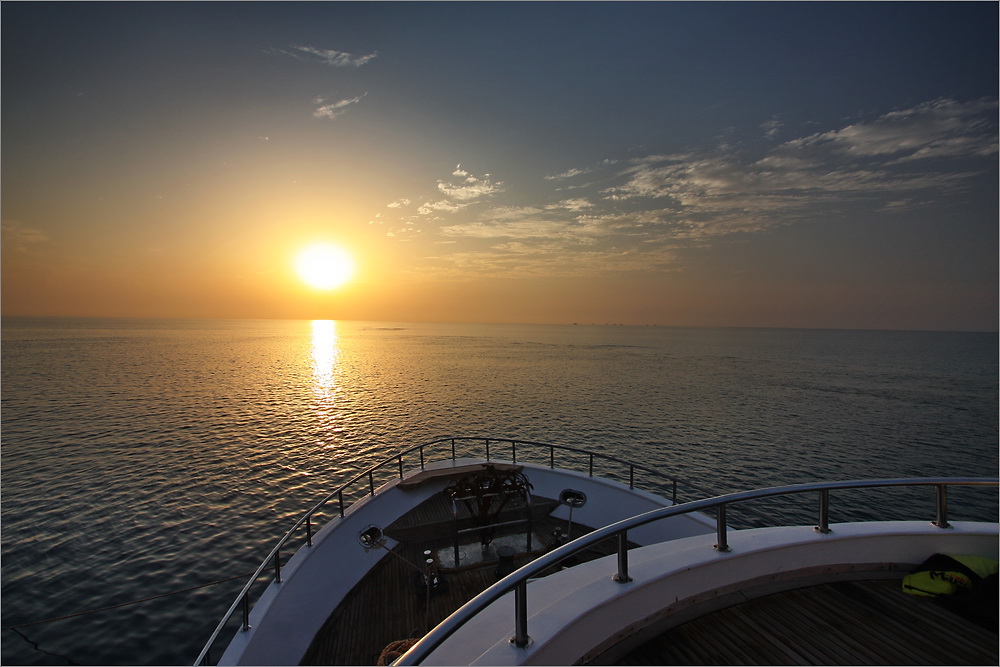 Sonnenuntergang auf dem Tauchsafari-Schiff "Miss Nouran"