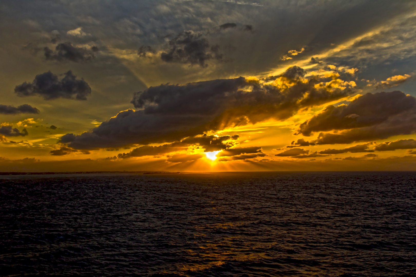 Sonnenuntergang auf den Bahamas