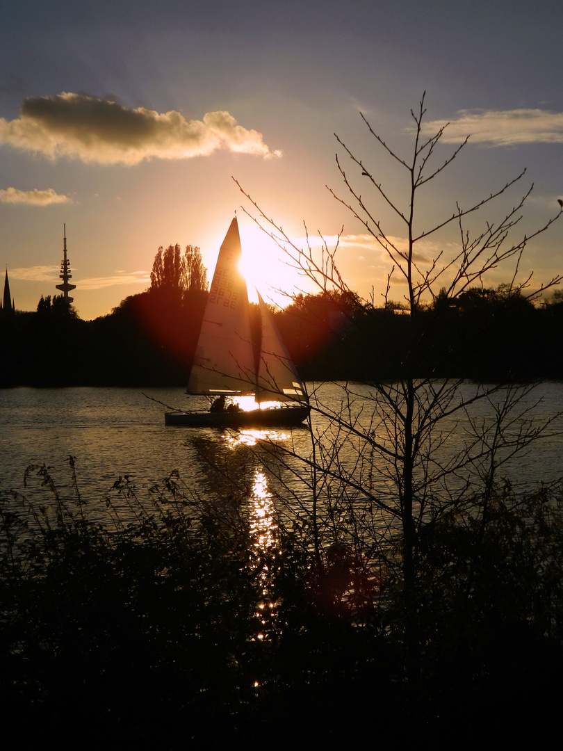 Sonnenuntergang auf der Alster