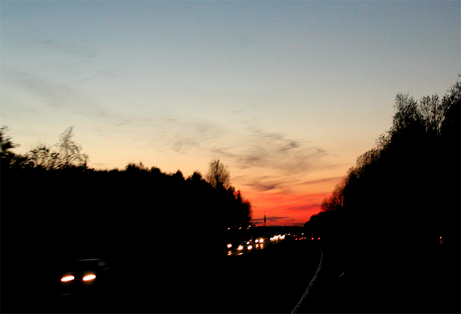 Sonnenuntergang auf der BAB