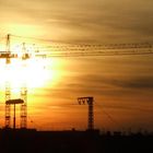 Sonnenuntergang auf der Baustelle