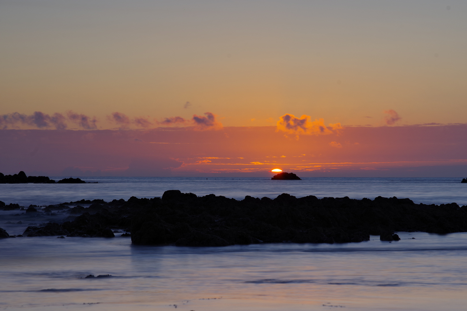 Sonnenuntergang auf der Insel Guernsey