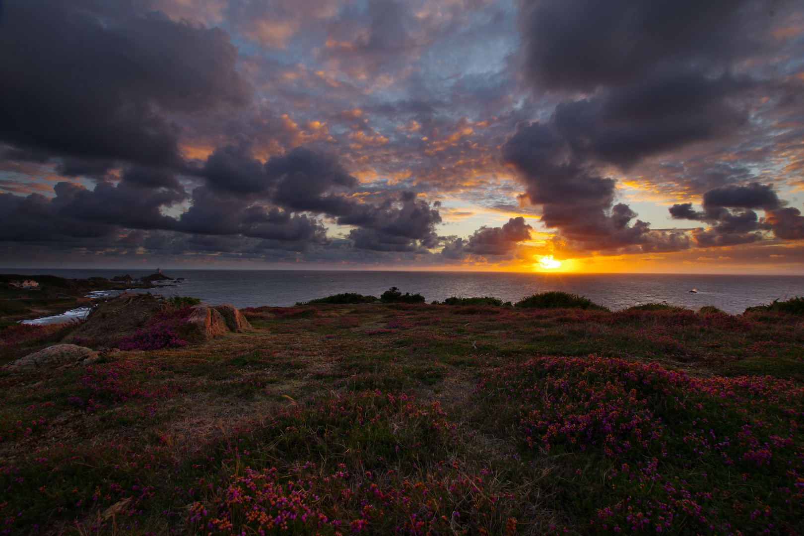 Sonnenuntergang auf der Insel Jersey