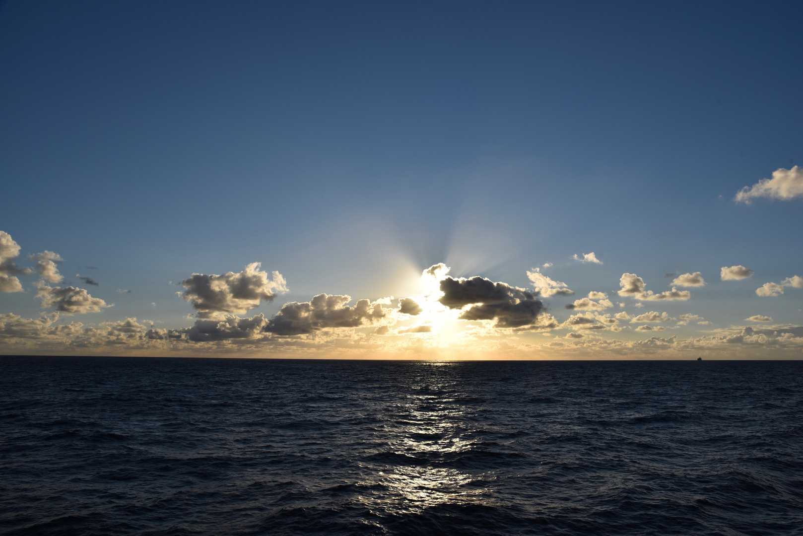 Sonnenuntergang auf der Nordsee (1)