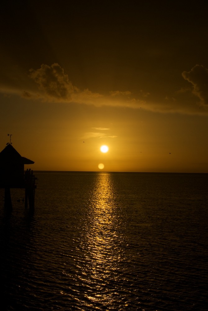 Sonnenuntergang auf der Pier in Naples Florida