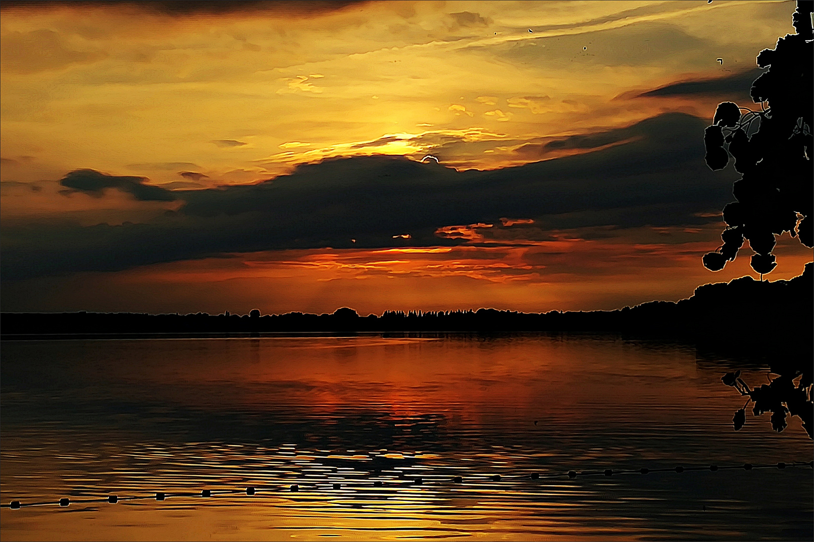 Sonnenuntergang auf der Prinzeninsel mit Blick auf den Großen Plöner See