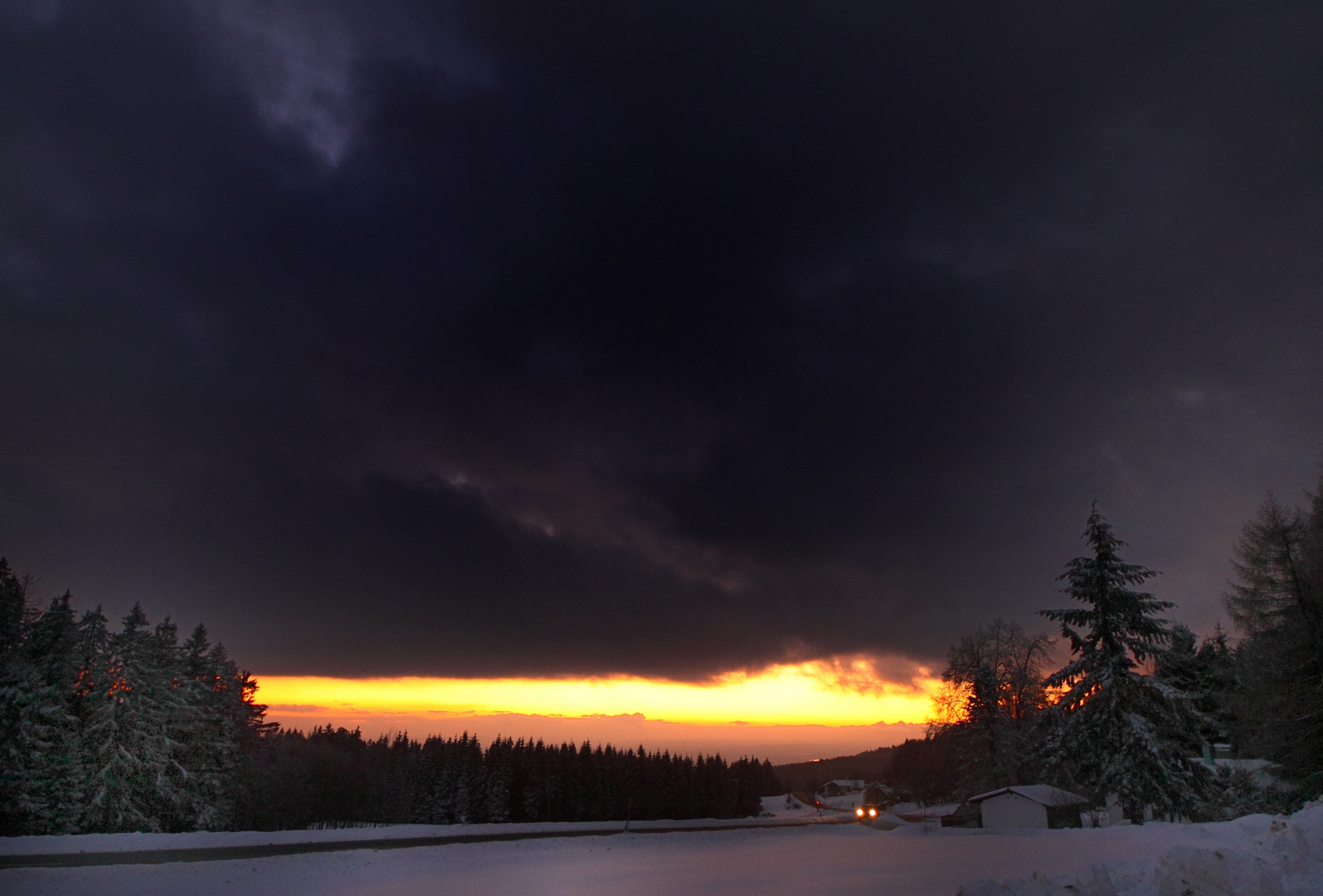 Sonnenuntergang auf der Rusel im Winter