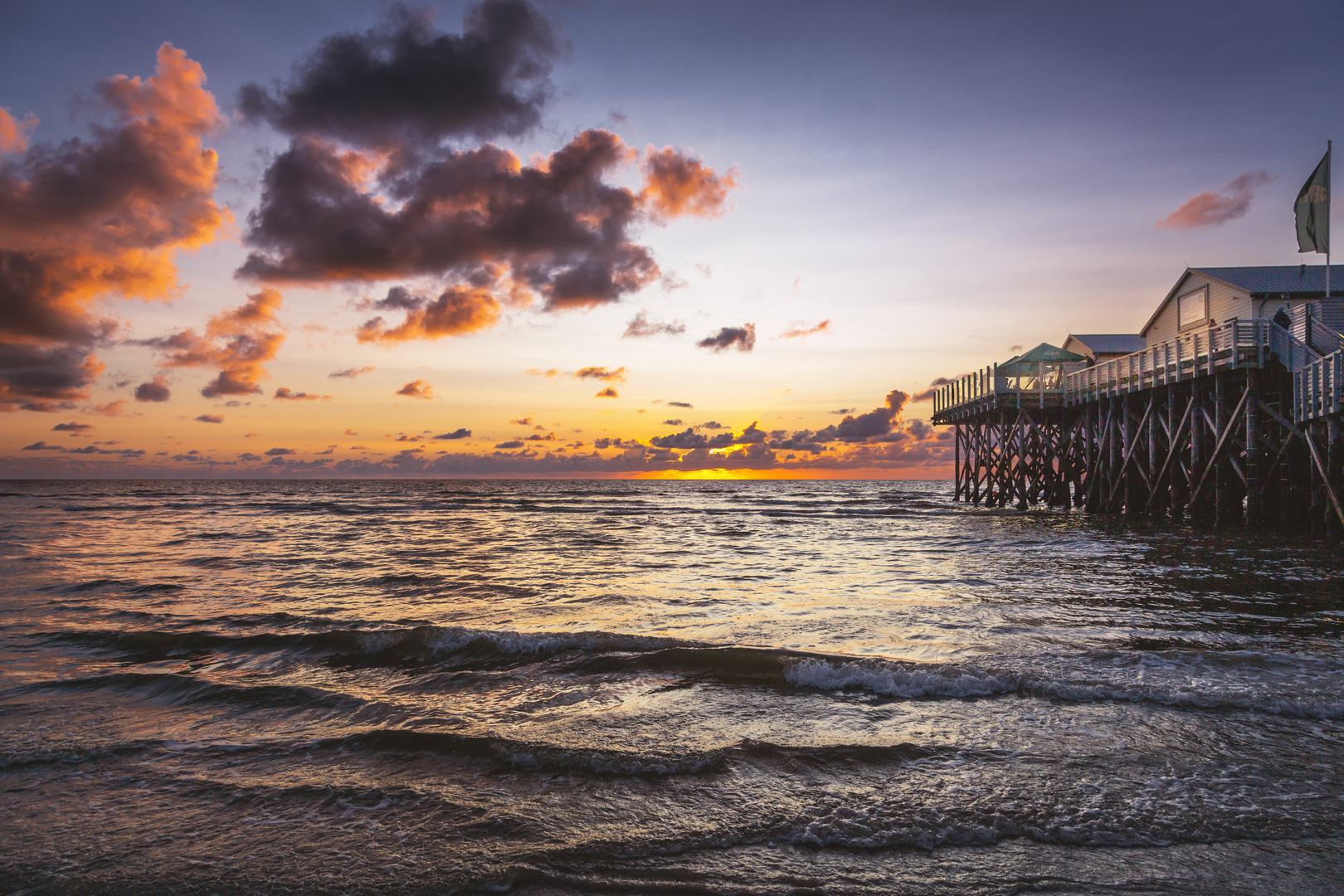 Sonnenuntergang auf der Sandbank in St Peter Ording