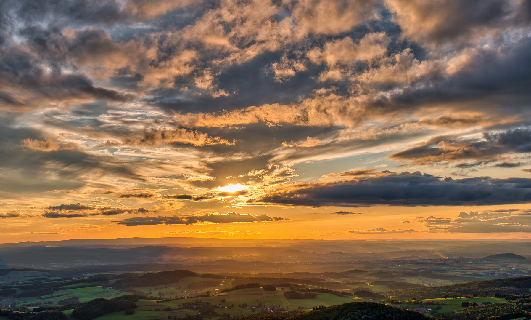 Sonnenuntergang auf der Wasserkuppe