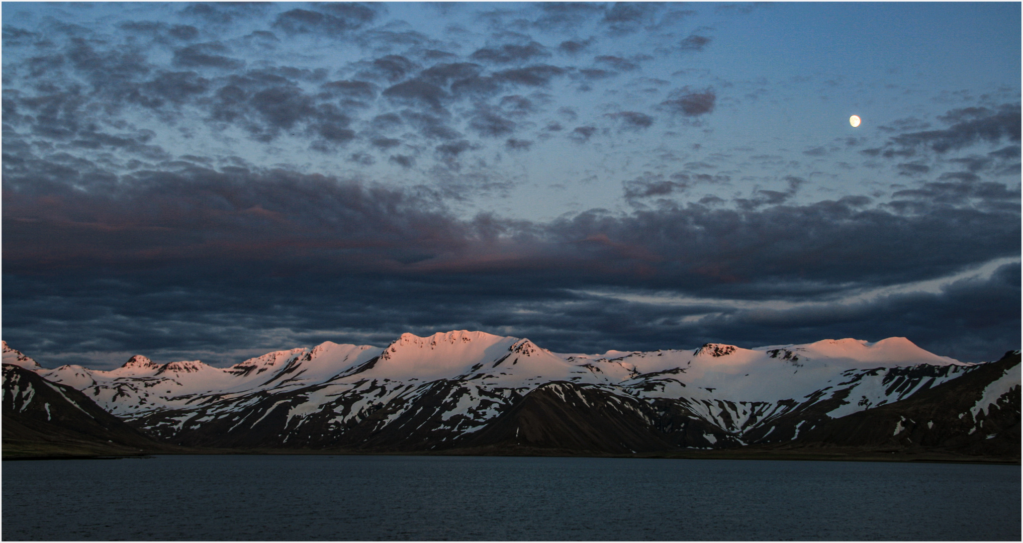 Sonnenuntergang auf Island