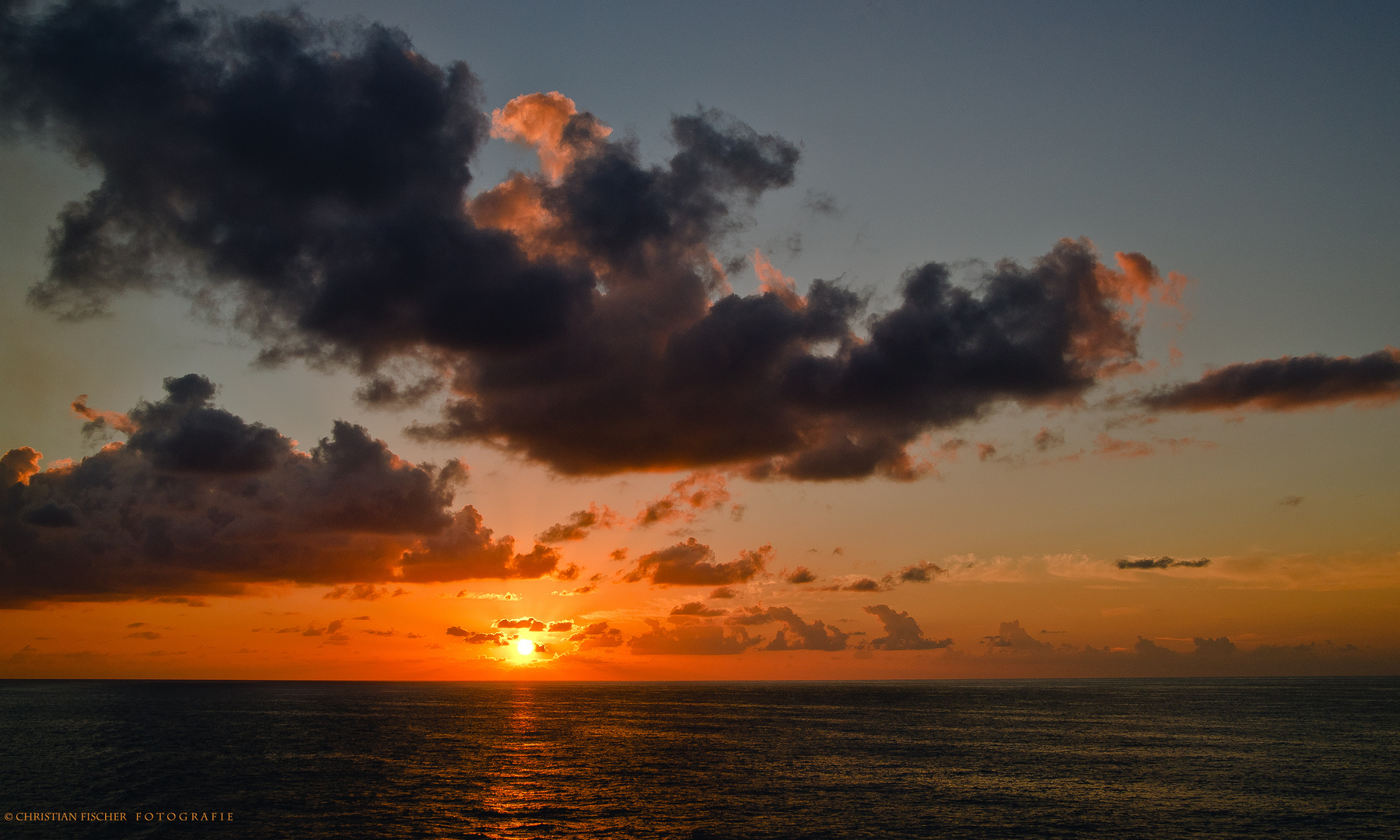 Sonnenuntergang auf See