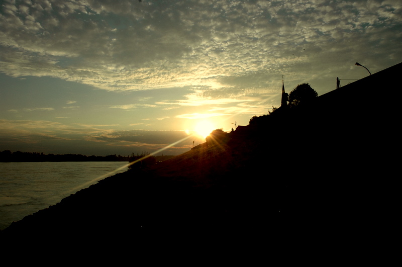 Sonnenuntergang auf Volmerswerth