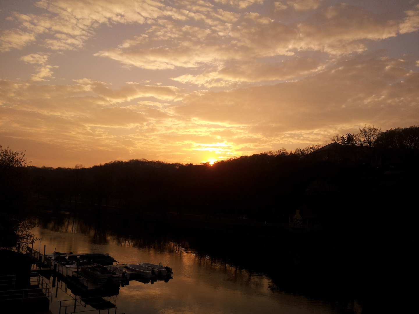 Sonnenuntergang (aufgenommen auf der Kröllwitzbrücke)