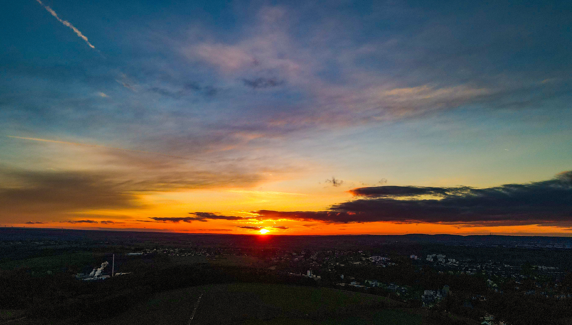 Sonnenuntergang aus der Luft