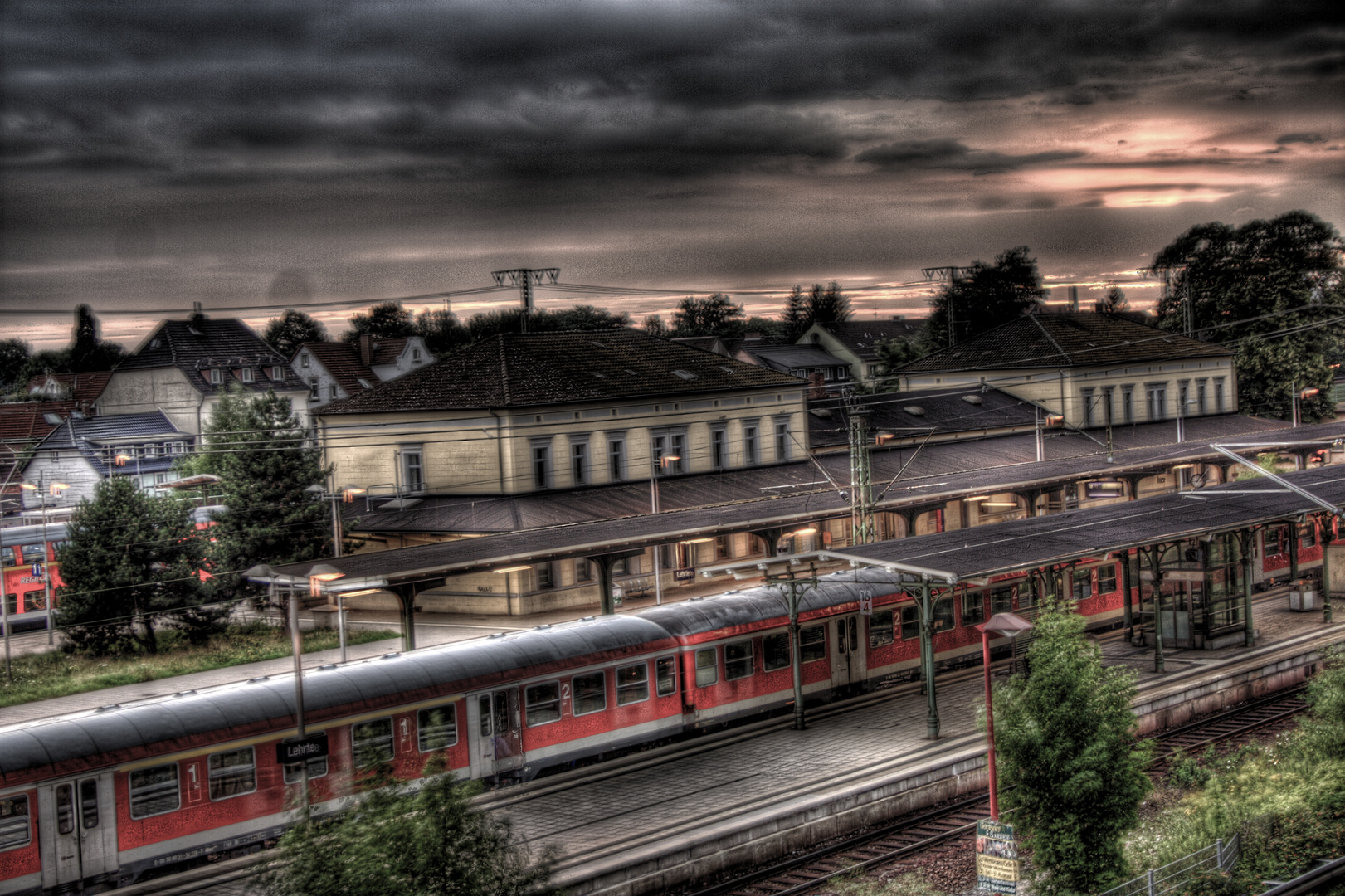 Sonnenuntergang Bahnhof Lehrte 