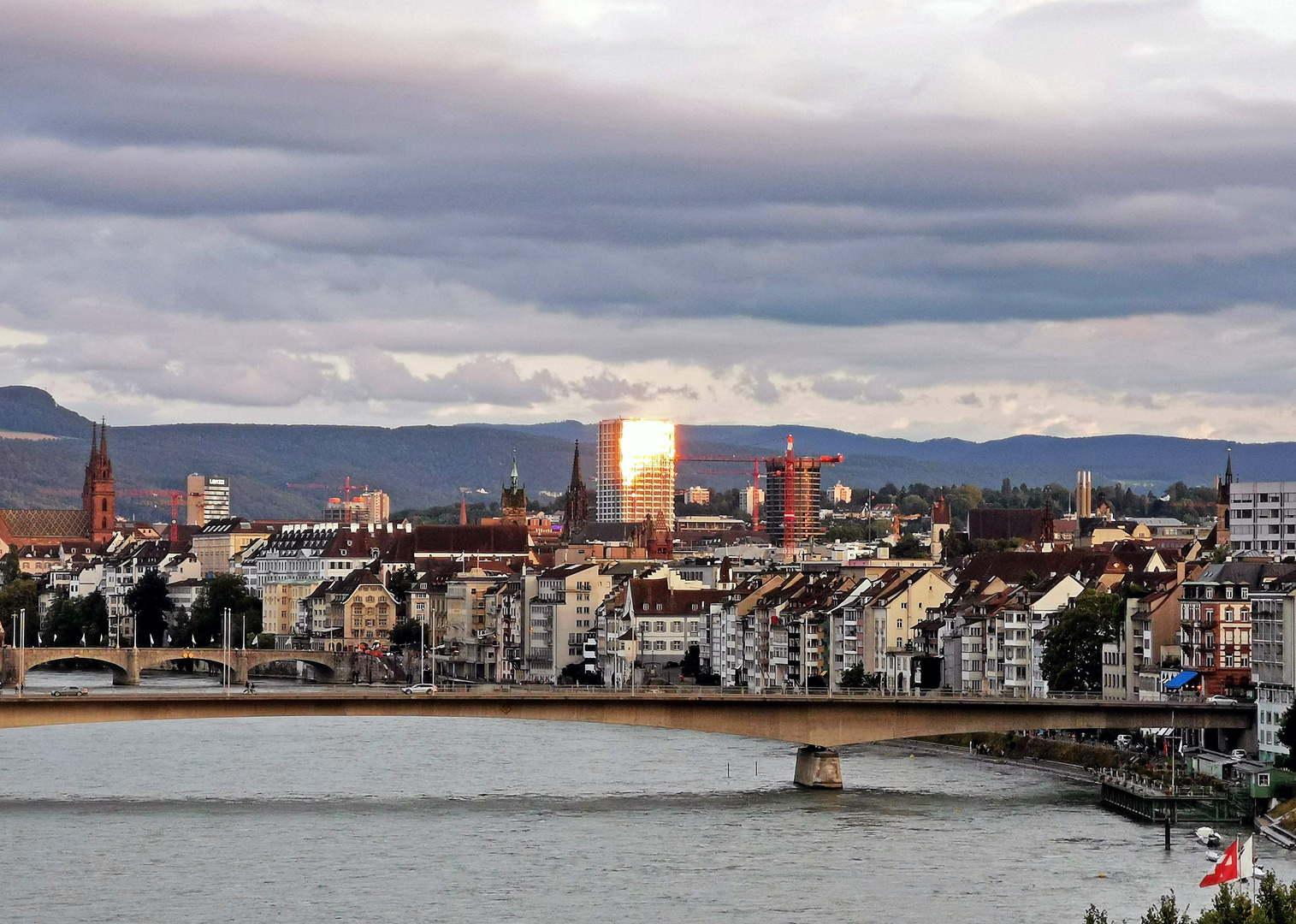 Sonnenuntergang, Baloise Hochhaus 