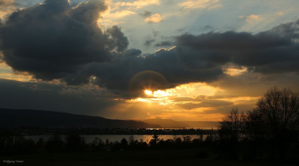 Sonnenuntergang bei Allensbach,