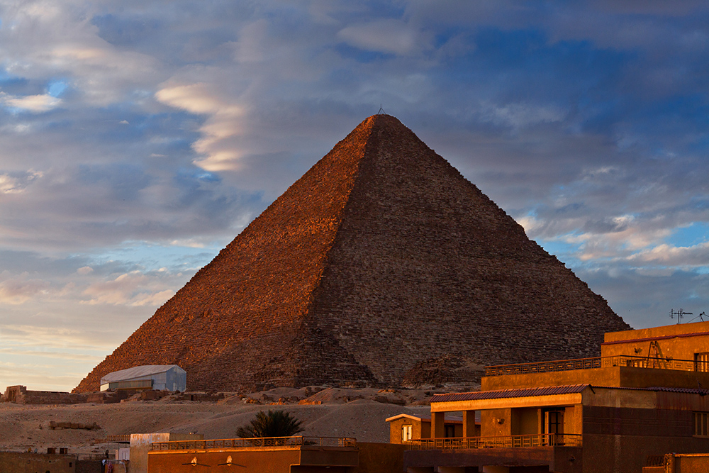Sonnenuntergang bei den Pyramiden von Giza (Gizeh)